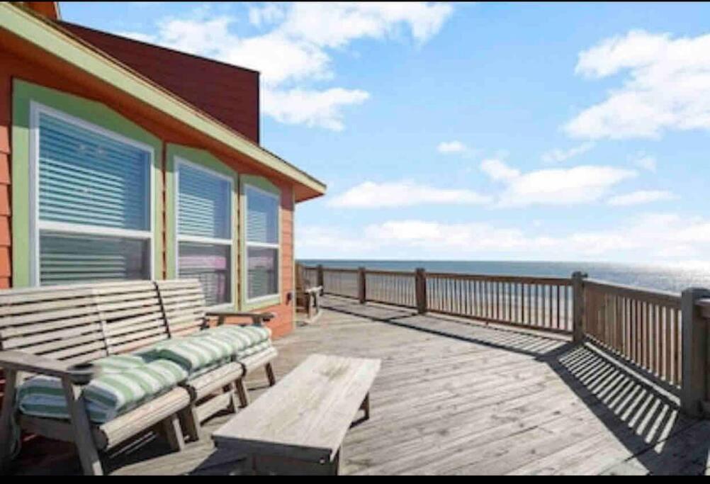 Stunning Beachfront 3 Bedroom Home, Coralmoonbeach Ferienhaus *