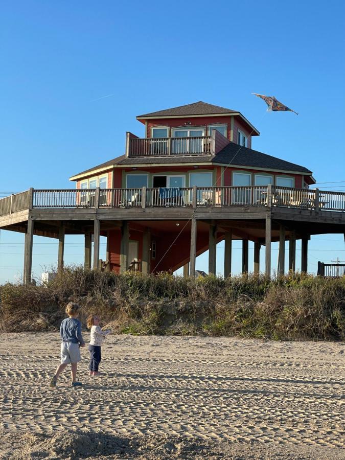Stunning Beachfront 3 Bedroom Home, Coralmoonbeach * Bolivar Peninsula